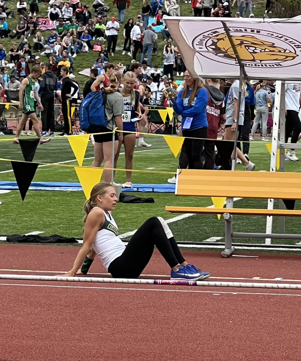 ⭐️ 𝕊𝕋𝔸ℝ𝕊 𝕒𝕣𝕖 𝔾𝕆𝕃𝔻 ⭐️
🤩 ALL CLASS GOLD
🚨 Class C State Record
🚨🚨Class C State Meet Record
🚨🚨🚨All Class State Meet Record
🏆 NSAA Championships
🏃‍♀️ Class C Pole Vault
🥇 Alyssa Onnen
↗️ 13’ 1/4”
✨just gettin STARted….