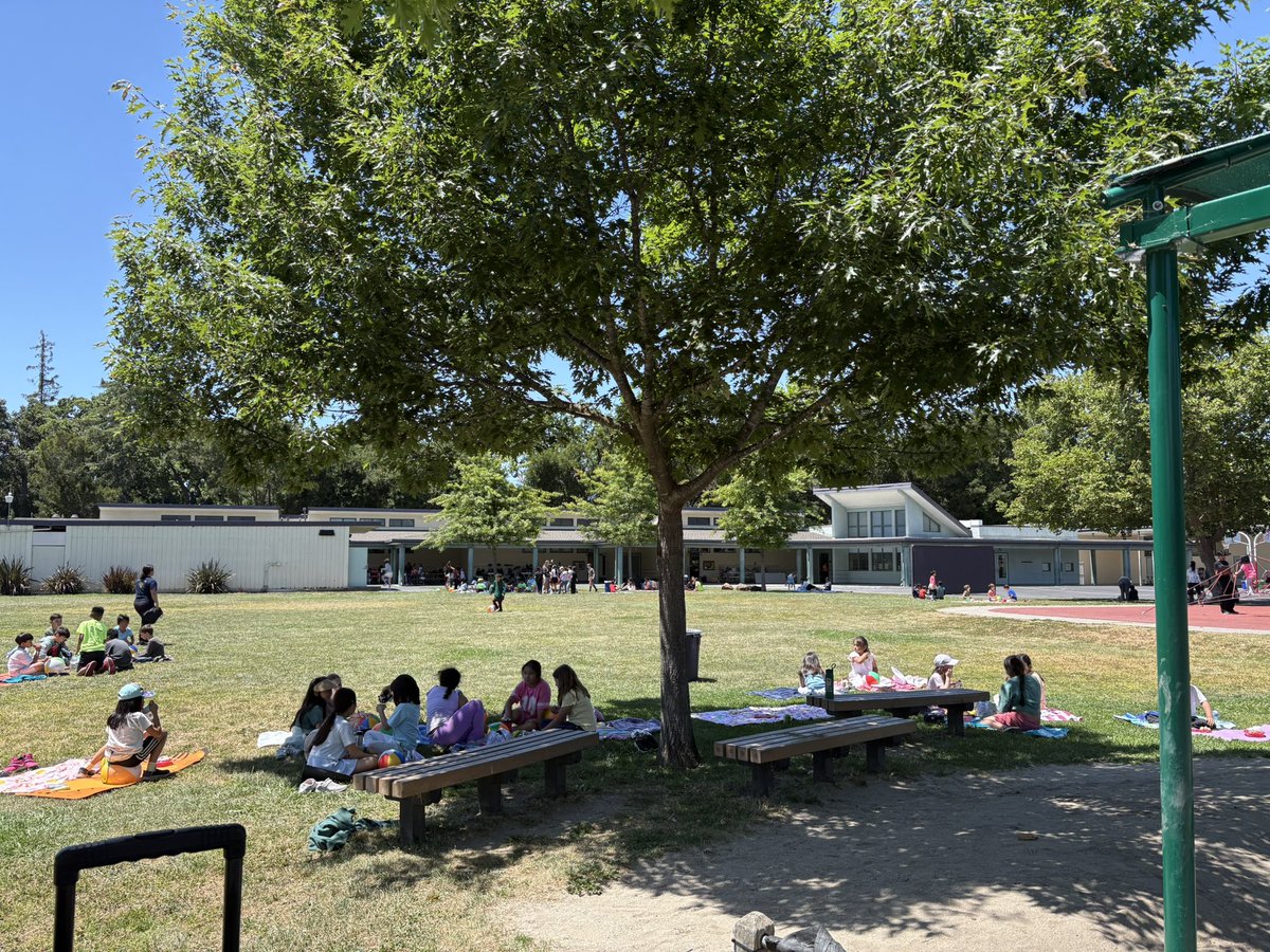 Barron Park Elementary School tweet media