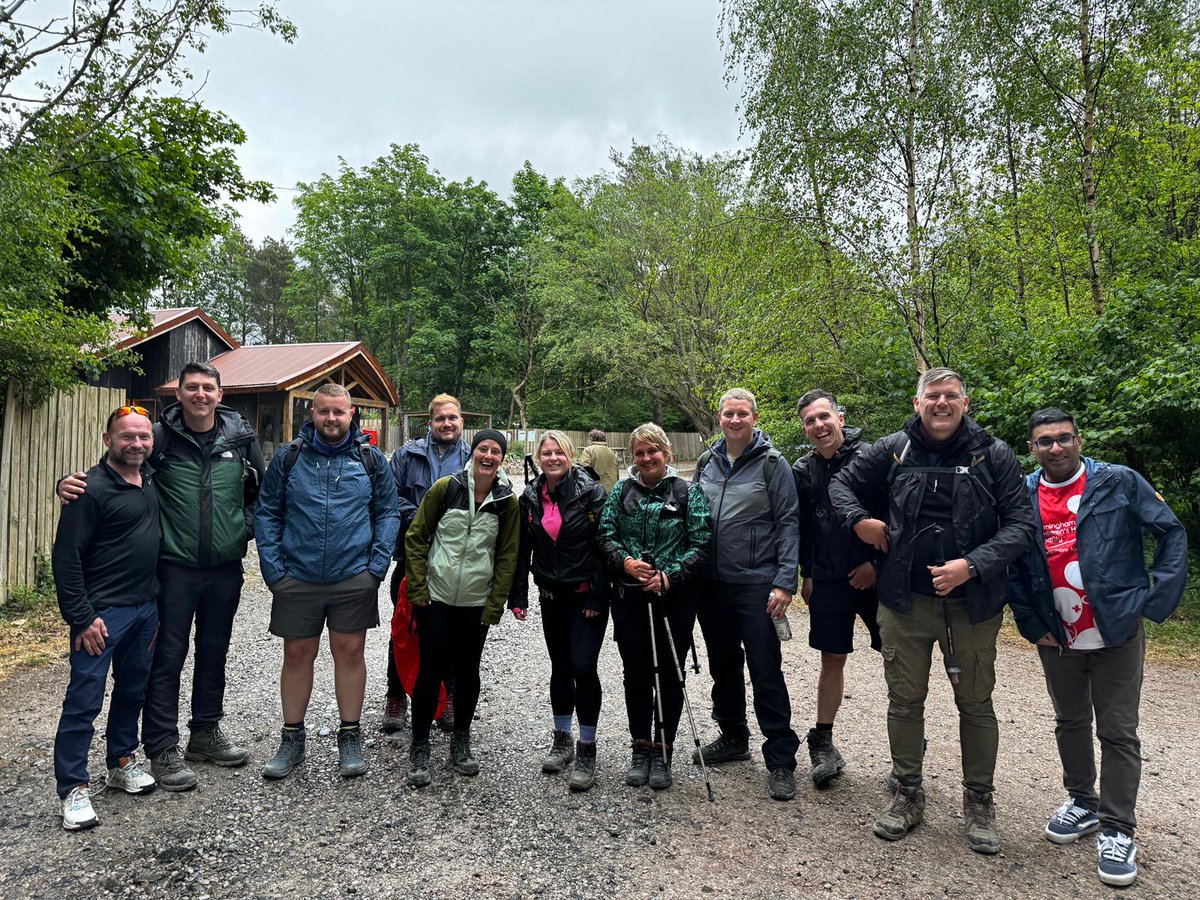 MatrixAcademyT's tweet image. 🌄 Next up: Scafell Pike!
Traffic hasn't been kind but we've finally made it! The team has just kicked off the second climb in the Lake District 💪
The legs are feeling it but the motivation is STRONG 💯