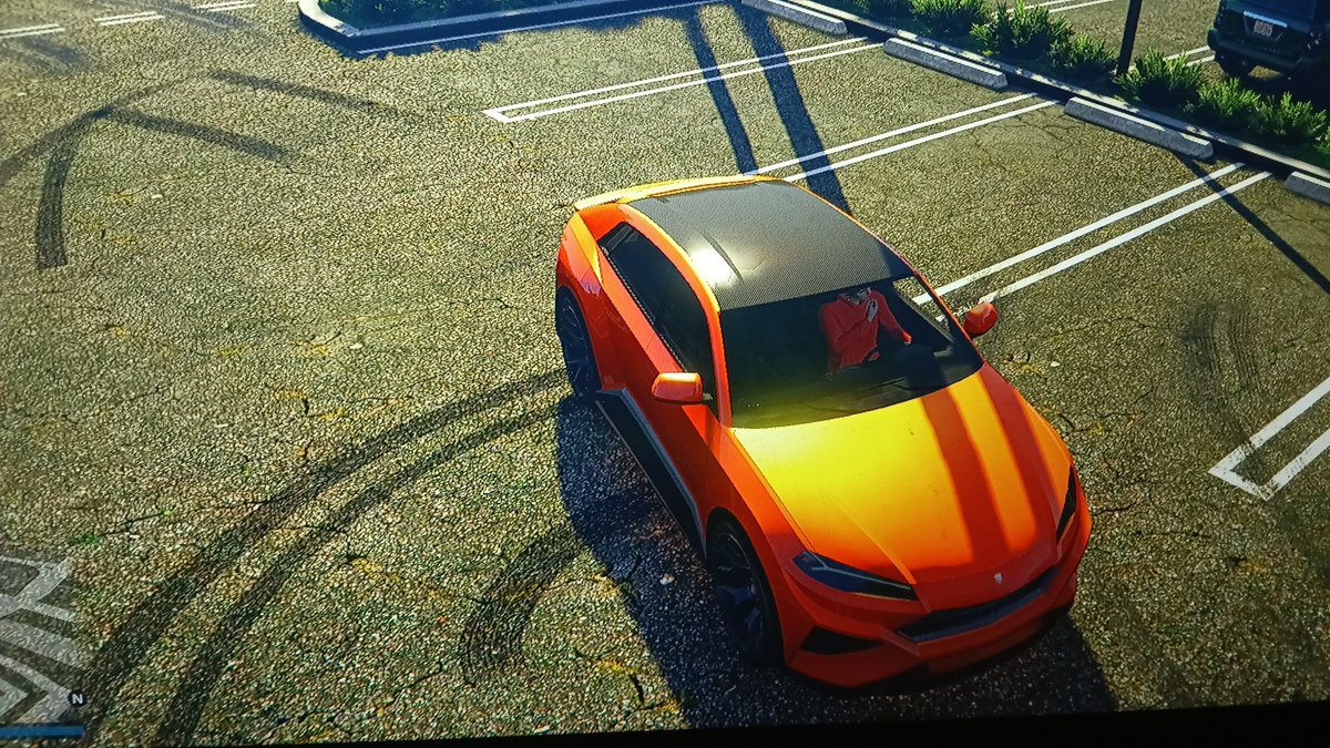 simoss111's tweet photo. @gpino4540 @DeiMaestri @TONYB_GTA5 Grazie e stupenda https://t.co/F71LiPuwiG