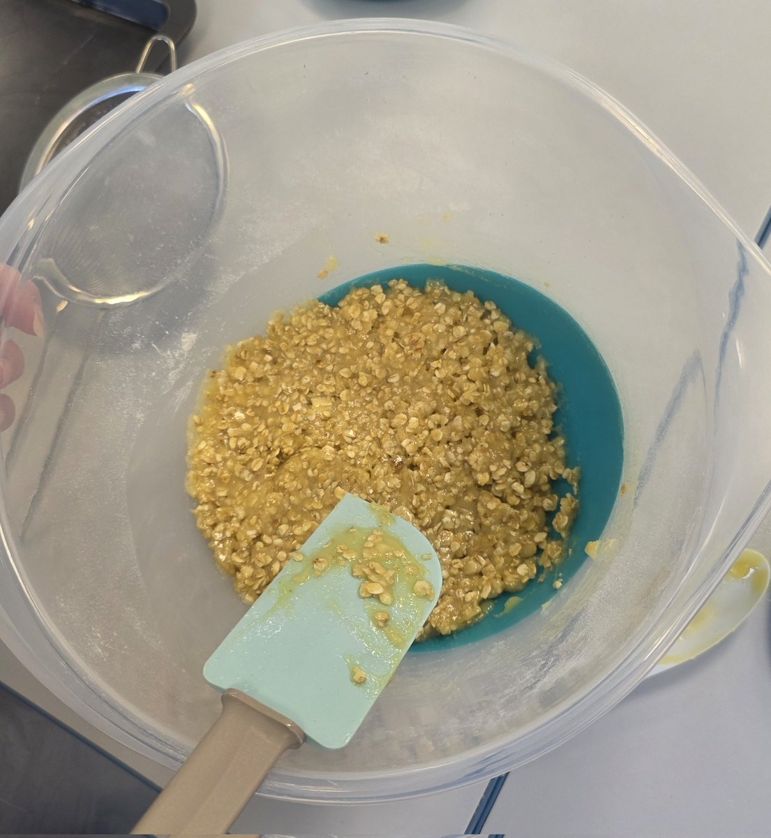 Sunflower House tweet media