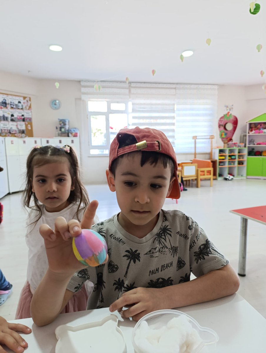 OsmaneliAO's tweet photo. #BilenProgramı
Değerler eğitimi kapsamında bu ay 'Yumurtayı Koru' etkinliği ile öğrencilerimizin sorumluluk değerlerini pekiştirdik.
@sefikaygol 
@srdl_simsek 
@bilecikvaliligi 
@bilecikmem 
@TahsinYazir 
@osmanelimem 
@OsmaneliKaymaka https://t.co/pLcGqaVA4z
