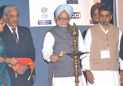 Dr. Manmohan Singh appointed Jagdish Tytler—the man who led mobs that butchered Sikhs in 1984—as Minister for Overseas Indian Affairs.

He gave power over the Sikh diaspora to the very man who hated them most.

Tytler’s job?
To manage, monitor, and silence the diaspora Sikhs