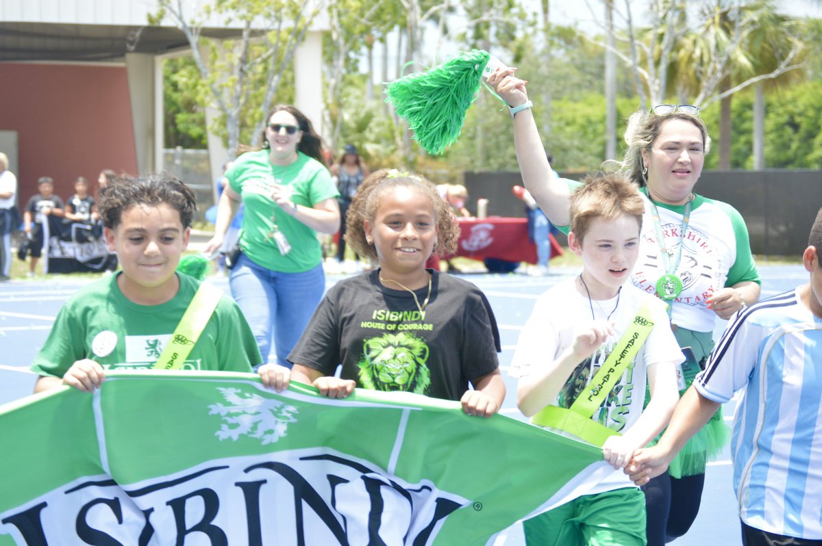 Luis Rodriguez tweet media