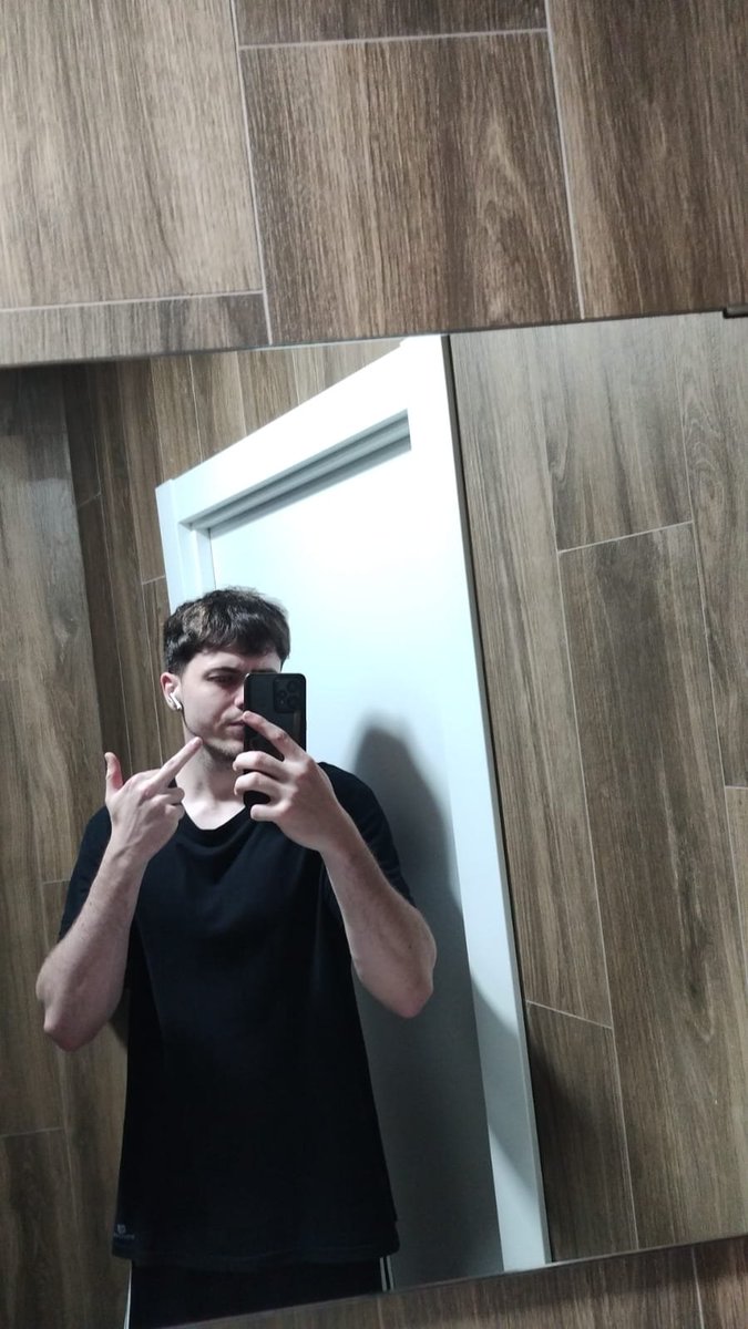 bloomval_'s tweet photo. #qualed :P
@EsThundergaming https://t.co/yY9kStLCi9