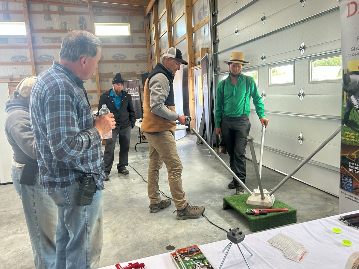 DiamondPiers's tweet photo. We had a great time at the Yoder Lumber Bloomfield Open House! We demoed a Diamond Pier installation for over 200 attendees and enjoyed meeting so many excellent deck builders. Thank you to @YoderLumber for hosting such a lively and informative event! https://t.co/2yL1U0Bvph