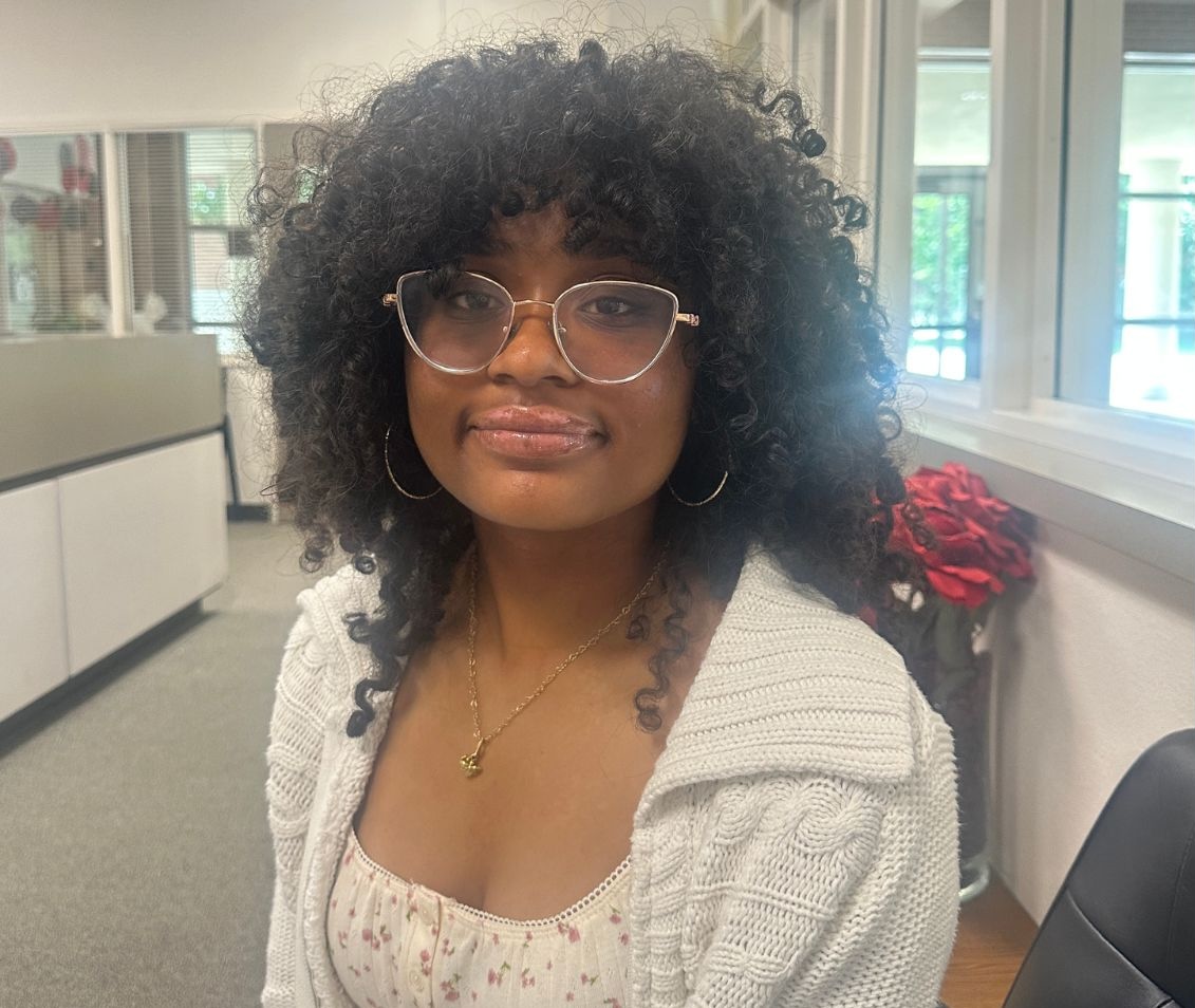 <a href="/collegiate_ch/">Cedar Hill Collegiate Academy & High School</a> rising senior Lily Williams scored a 1470 on the SAT and was named 6A-11 Co-Utility Player of the Year! <a href="/CHHSSoftball/">Cedar Hill Softball</a> <a href="/CHLonghorns/">Cedar Hill Longhorns</a> <a href="/TheCoachNWard/">Nick Ward</a> @jdedmun <a href="/geraldhudson/">Dr. Gerald B. Hudson</a> <a href="/PrincipalJoffre/">Leroy Joffre</a> 

newsroom.chisd.net/post-details/~…

#TTHL #CollegiatePathway #CedarHillSoftball