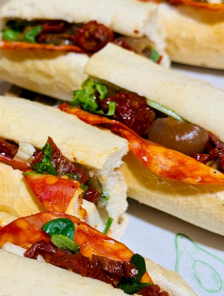 #Nationalsandwichweek <a href="/kingsmac/">The King's School</a> <a href="/HHKingsmac/">Holroyd Howe @Kingsmac</a> <a href="/KevinKent9/">Kevin Kent</a> <a href="/ColinChef72/">Colin Pritchard</a> <a href="/diegofgm8/">Diego</a> <a href="/Lesleyjayne72/">Lesley</a> <a href="/Traceykeane123/">Tracey Keane</a> <a href="/chefbenji64/">Ben Cook</a> <a href="/HolroydHowe/">Holroyd Howe</a>