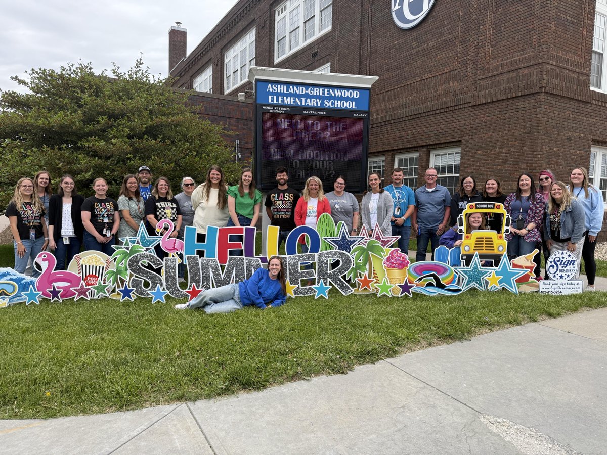 The AG Intermediate staff would like to thank everyone for a great year and we hope you have a wonderful summer! 😎