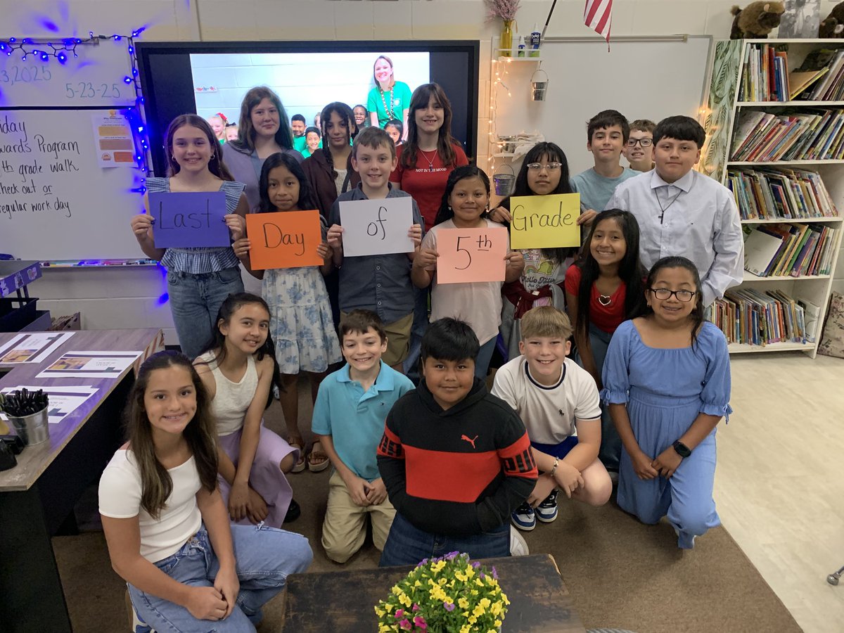 LessonsWithMsC's tweet image. Last day of 5th grade!