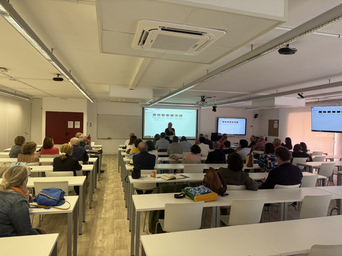 Susana García 🦁💙 (@susanagleon) on Twitter photo Clausura del Proyecto de Innovación Docente “Grandes Libros” en la <a href="/ucm_derecho/">Facultad Derecho UCM</a> Gracias <a href="/criscarretero1/">Cristina Carretero G. 🌐</a> por una sesión magnífica. Hemos disfrutado hablando de libros, cine y lenguaje. Nos vemos en la <a href="/unicomplutense/">Complutense</a> el próximo curso con mas libros 📚 🎦 Clausura del Proyecto de Innovación Docente “Grandes Libros” en la <a href="/ucm_derecho/">Facultad Derecho UCM</a> Gracias <a href="/criscarretero1/">Cristina Carretero G. 🌐</a> por una sesión magnífica. Hemos disfrutado hablando de libros, cine y lenguaje. Nos vemos en la <a href="/unicomplutense/">Complutense</a> el próximo curso con mas libros 📚 🎦