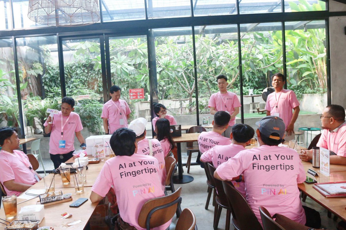 PIN AI (@pinai_io) on Twitter photo Grateful to everyone who joined the PIN AI Community Meetup in Indonesia ๐ฎ๐ฉ
Itโs always powerful to see digital communities come alive IRL. Hereโs to building open and personal AI.
Onwards. โจ
๐ท <a href="/SaltCarameelll/">SaltCaramel</a> Grateful to everyone who joined the PIN AI Community Meetup in Indonesia ๐ฎ๐ฉ
Itโs always powerful to see digital communities come alive IRL. Hereโs to building open and personal AI.
Onwards. โจ
๐ท <a href="/SaltCarameelll/">SaltCaramel</a>