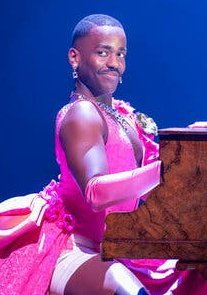 DID YOU KNOW? Ncuti Gatwa LOVES Gaza but he ever showed up there looking like this, the locals would likely dispose of him.