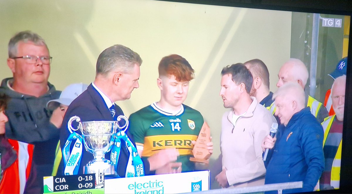 GreenandredGAA's tweet photo. Congratulations to the Kerry Minor team and management on being crowned Munster Minor Football Champions! A special mention to our own clubman, Kevin Griffin, who was Man of the Match.  A proud day for Kevin, his family, friends, and our club. Well done Kevin.👏👏 https://t.co/IUV2vVlow1