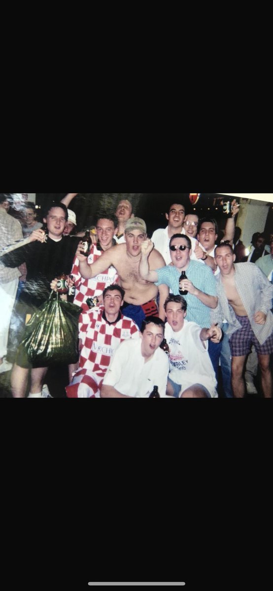 1999 and the 1st ⭕️s trip to Wembley for me , young buck here #LOFC