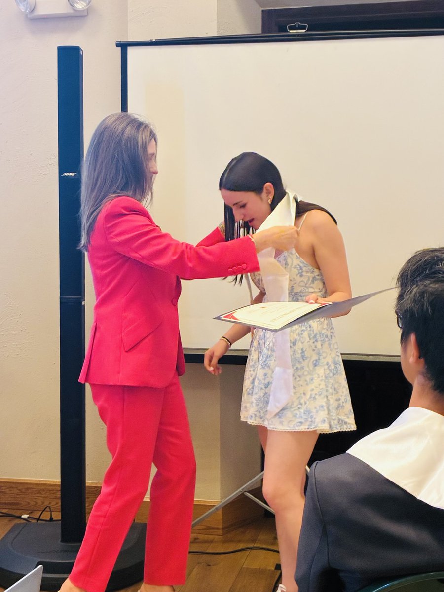 CWAnnOBrien's tweet photo. Congratulations to our ⁦@PHXSisterCities⁩ youth ambassador graduates! I had the pleasure of attending their ceremony and wishing them safe travels. Our seven students will represent Phoenix well in Ennis, Ireland, Grenoble, France, and Taipei, Taiwan! https://t.co/VMbmyxLX6k