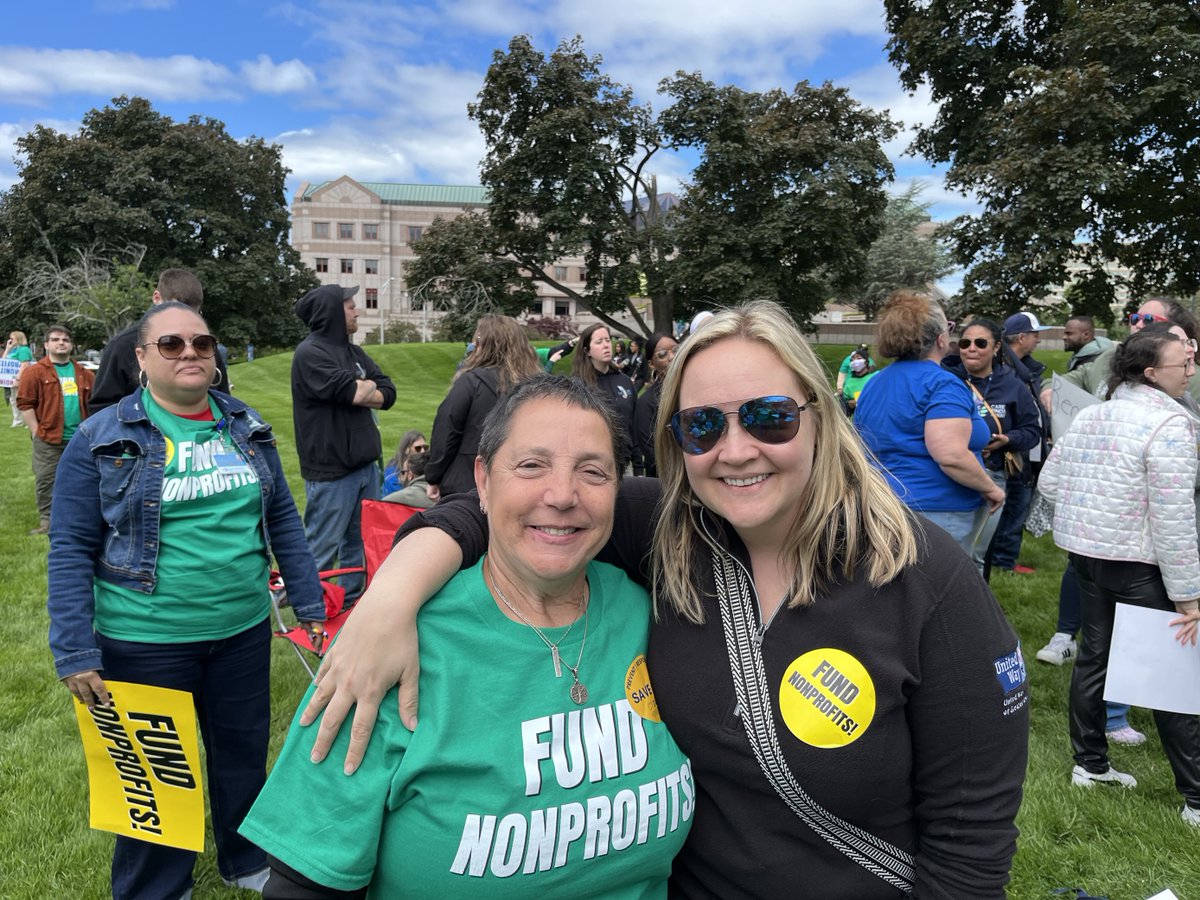 Our Community Impact team was at Hartford's Nonprofit Rally Day to make it known to legislators that more funding is needed to better serve, uplift and save lives in our community. It was great to be with our community and other providers to represent the work!
#nonprofitfunding