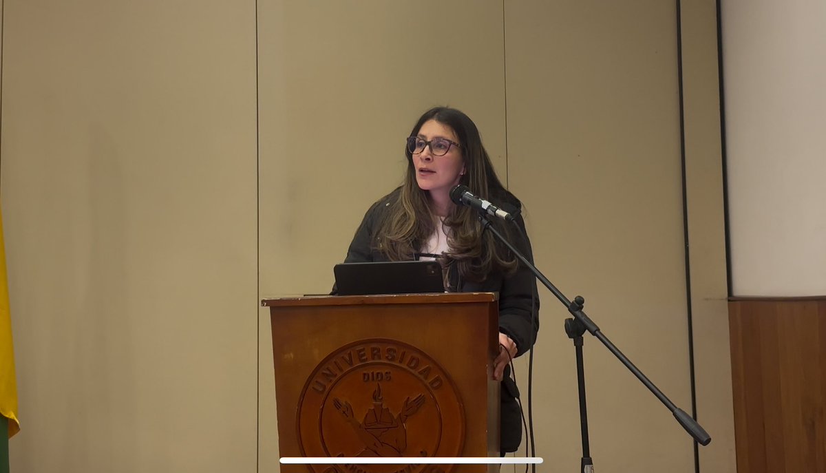 MinjusticiaCo's tweet photo. #Agenda | En Pasto, la viceministra de Promoción de la Justicia, Helen Ortiz, y la directora de Justicia Formal, Constanza García (@Connygf), visitaron el Consultorio Jurídico de @unicesmag 🏛️ para destacar cómo las medidas afirmativas permiten un acceso a la justicia más humano e inclusivo.