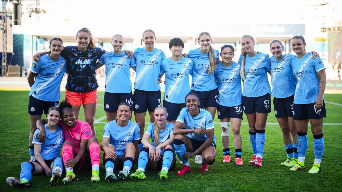 Signing off from an incredible few days at the <a href="/worldsevens_/">World Sevens Football</a> 🩵