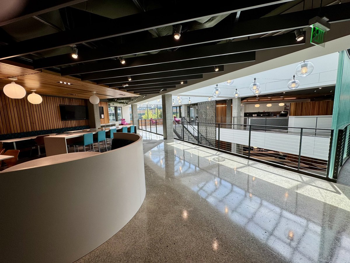 J'adore notre Campus Microsoft Redmond. Par contre, c'est bien désert le vendredi 🤣