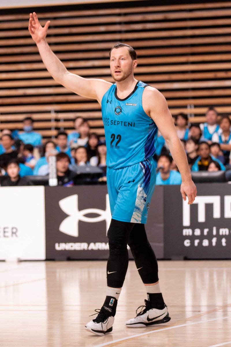 toshipanic's tweet photo. 2025.4.25-27  B3 PLAYOFFS QUARTERFINALS 2024-25 東京ユナイテッドBC vs アースフレンズ東京Z in 有明アリーナ(サブアリーナ)

ローカス ガスティス 選手
Thank you😭

#青に染めろ
#JumpUptoB2
#東京ユナイテッドBC
#TUBC
#ローカス・ガスティス
#RokasGustys https://t.co/CLtiGufku0
