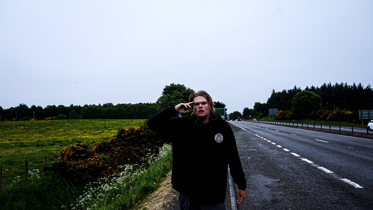 Thehullboy1's tweet image. It’s been 49 days since I last saw a drop of rain. Today it’s decided to give it all back in one go. This the UK we all know and love…

15 miles ticked off today, originally had 20 planned but seriously overestimated the hills and terrain. Still on path to finish Wednesday next…