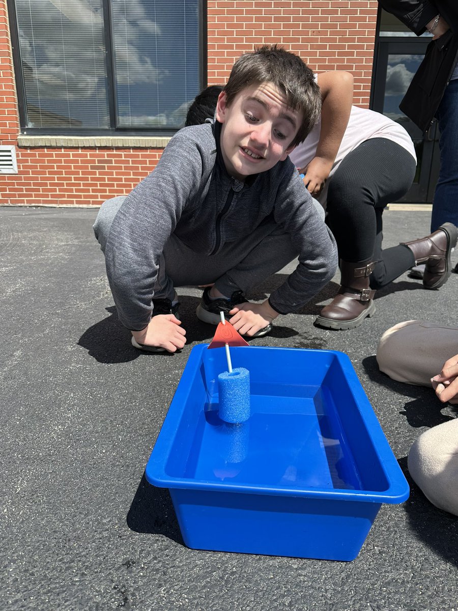 Mrs. Blau tweet media