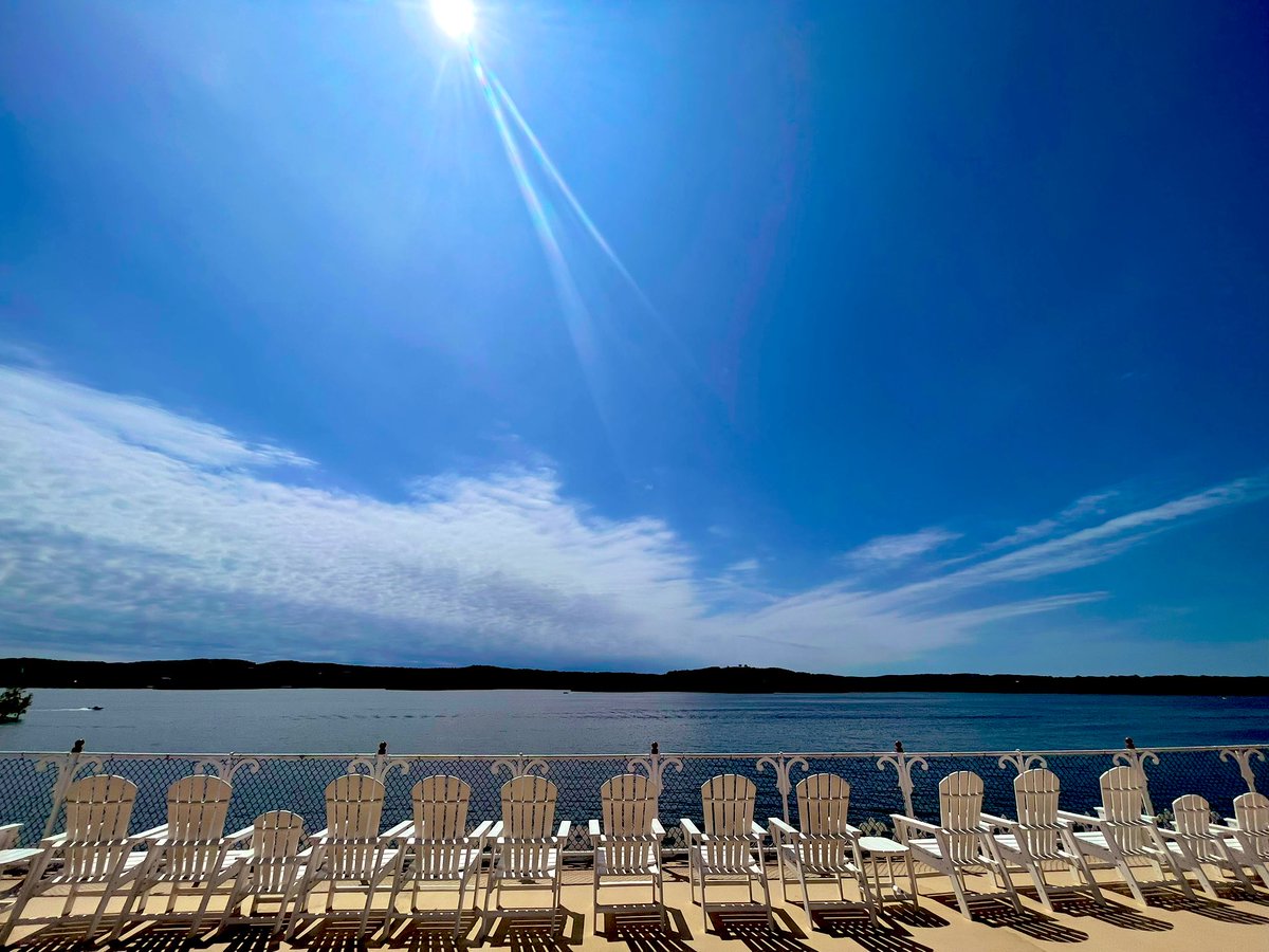 It’s a beautiful day to work on a boat 🚢☀️♥️