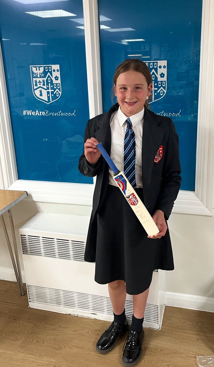 Final week of the half term comes to and end. 

🏏 U17B ➡️ 
National plate regional SF
🏏 U17G ➡️
County Cup finals
🏏 U13G ➡️
County Cup SF
🏏6 more performance/challenge winners

A great half term of cricket:

🏏3 -💯 
🏏24 - 50/
🏏250+ wickets
🏏over 200 training sessions