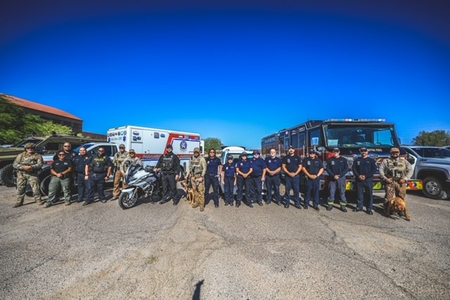 Gilariverhealth's tweet image. Our EMS staff had a great time with our public safety partners at the Big Brothers and Big Sisters Public Safety Day.

PC: Teaya Enos

#EMS #EmergencyMedicalServices #CaringForTheCommunity #EMSLife #Paramedic #EMT #GRIC #Ambulance #FirstResponder #TEMS #Paramedicine #MIH…