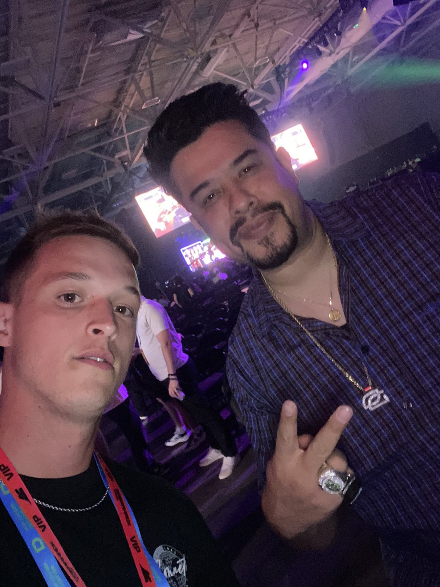 TransKon_'s tweet image. #Dreamhack2025 @H3CZ   THE LEGEND 🤙🏼🤙🏼