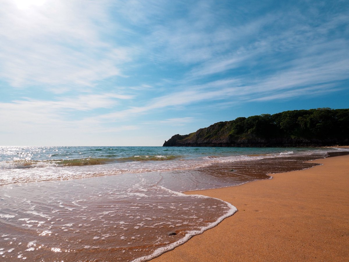 Barafundle Bay 🌊 <a href="/ThePhotoHour/">#ThePhotoHour</a> <a href="/S4Ctywydd/">S4C Tywydd</a> <a href="/visitwales/">Visit Wales 🏴󠁧󠁢󠁷󠁬󠁳󠁿</a> <a href="/Ruth_ITV/">Ruth_TV</a>