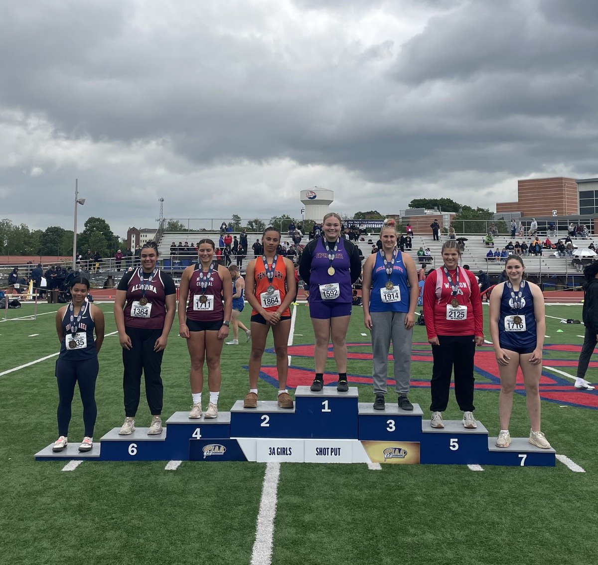 SpotlightBerks's tweet image. GIRLS TRACK & FIELD
PIAA 3A Championships
Day 1 Recap
@BCIAASports
@Wilson_Bulldogs
MEDALISTS
Alivia Noecker (WIL) - shot put - 5th
QUALIFIERS for Day 2 FINALS
Violet Houck (WIL) - 100 hurdles