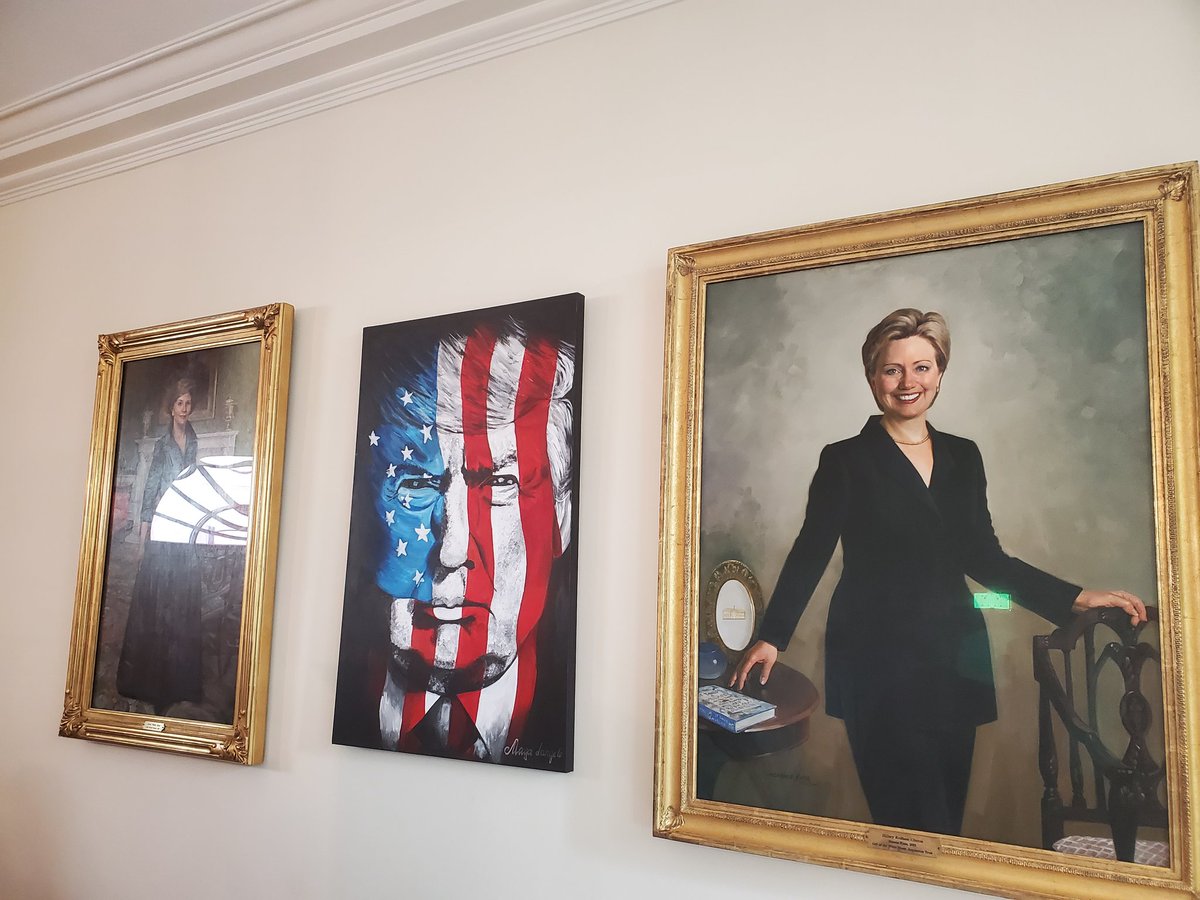 Alternative4NY's tweet photo. Yeah did a White House public tour today (my third, was very curious how it would look under this admin) and...yeah. Not exactly subtle. https://t.co/rexjf5JMtz