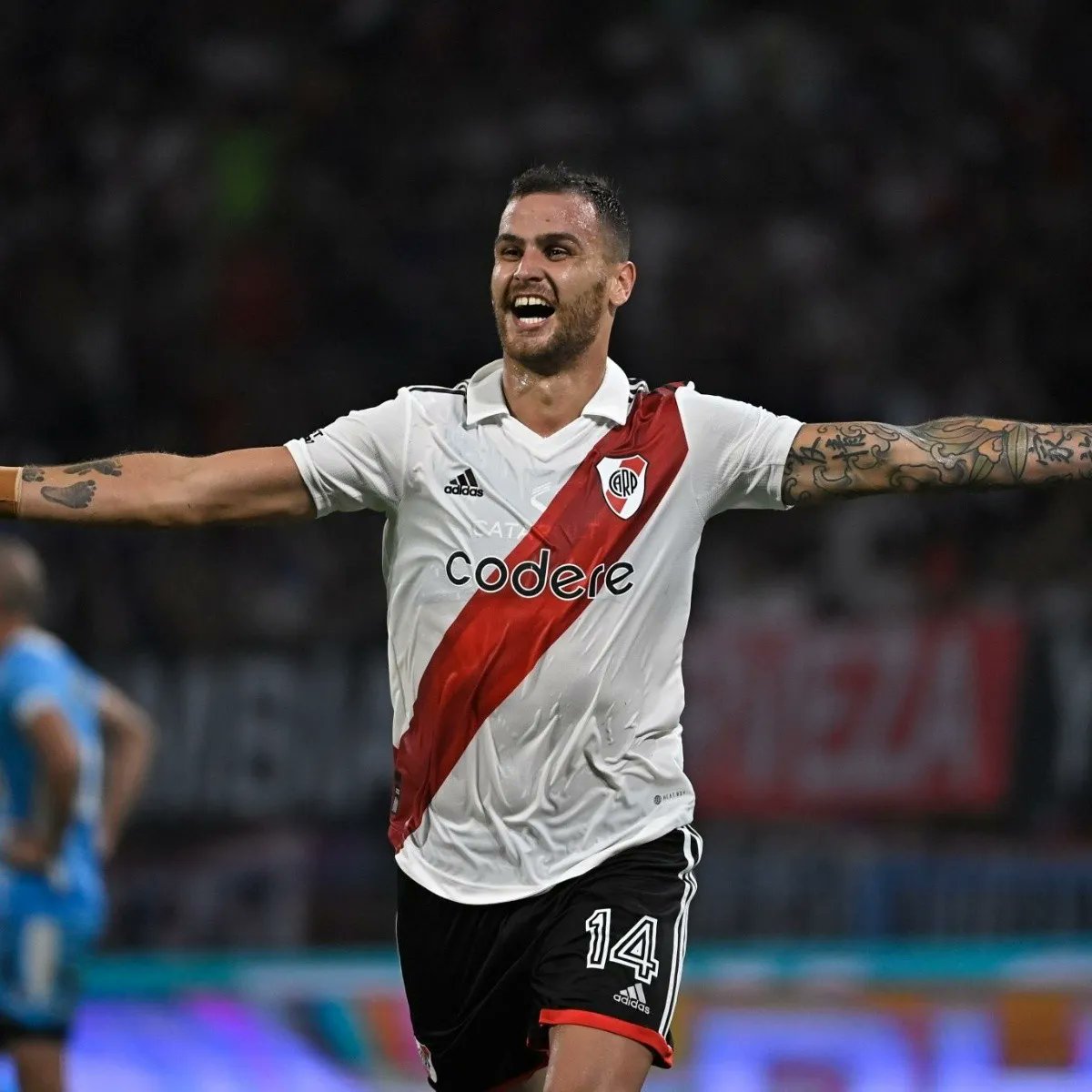 ⚠️ GONZÁLEZ PÍREZ sufrió una MOLESTIA MUSCULAR en los isquiotibiales de la pierna derecha y será sometido a estudios.
¿Cuál crees que será el futuro del kaiser?