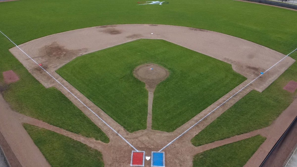 Crew tuned in to their artistic side for this holiday weekend field prep 🇺🇸 #WhereBaseballHitsDifferent <a href="/LegacyBoaksBoyz/">Legacy Baseball Grounds Crew</a> <a href="/LegacyMI_BAS/">Legacy Baseball</a> @twitterlessJakeMoyer <a href="/pioneerathletic/">Pioneer Athletics</a> <a href="/Turfaceproducts/">Turface Athletics</a>