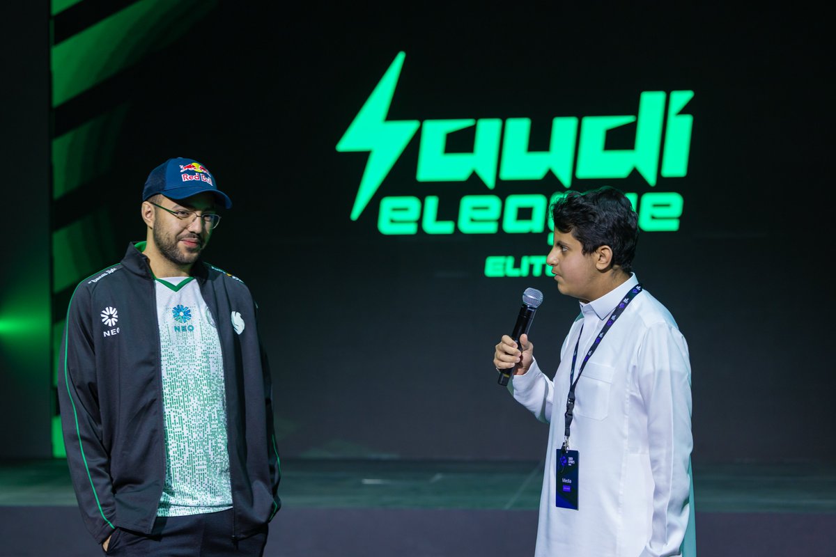 🎙️ من التصريح تبدأ الحكاية
في منصة المؤتمر الصحفي بـ #SEFArena، أصوات الأبطال تكلمت…
وتصريحاتهم رسمت ملامح التحدي في بطولة EAFC25 🏆
#موطن_التفوق