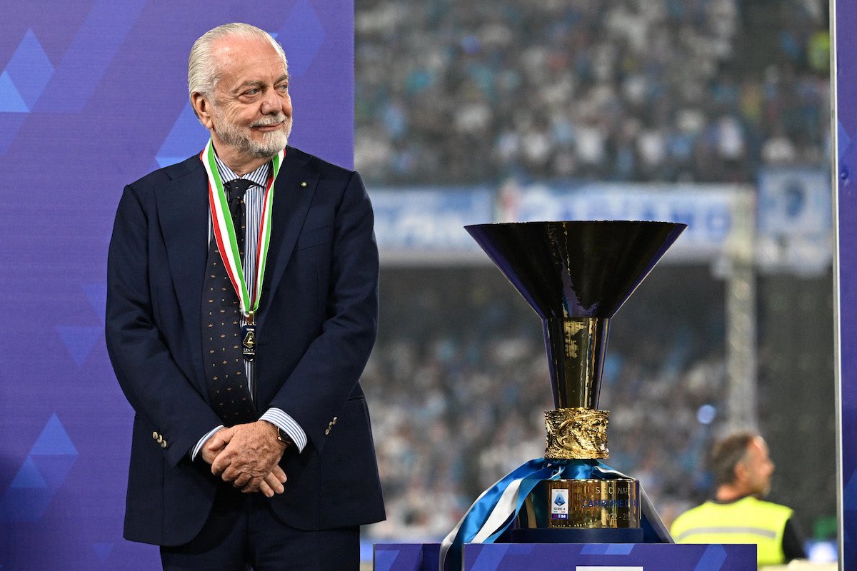 Napoli_i8's tweet photo. ما أجمل أن يكون منافسك إنتر 💙 . https://t.co/ffUWtUg2Iu