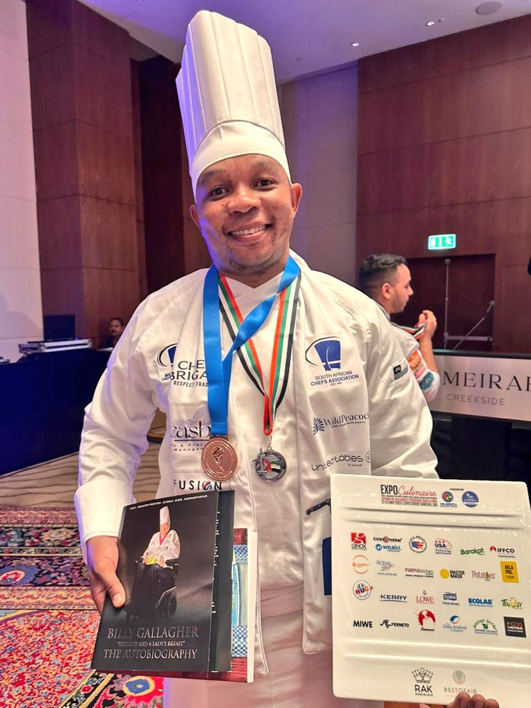 chefdonaldson1's tweet photo. Thank you, South Africa 🙏 🌈
0.73 difference between all competitors
#globalchef #worldchefs #WACS #SAChefs #chefscompetition https://t.co/OCuql8RViL