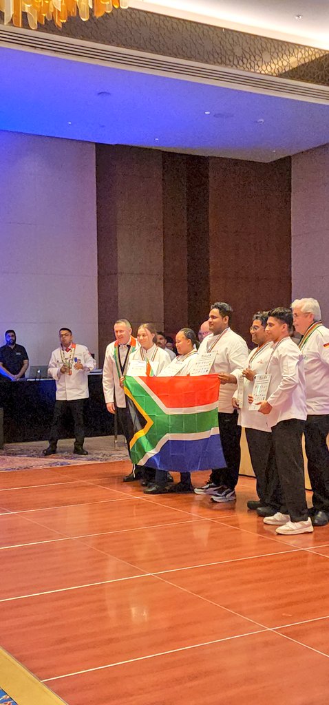 chefdonaldson1's tweet photo. Thank you, South Africa 🙏 🌈
0.73 difference between all competitors
#globalchef #worldchefs #WACS #SAChefs #chefscompetition https://t.co/OCuql8RViL