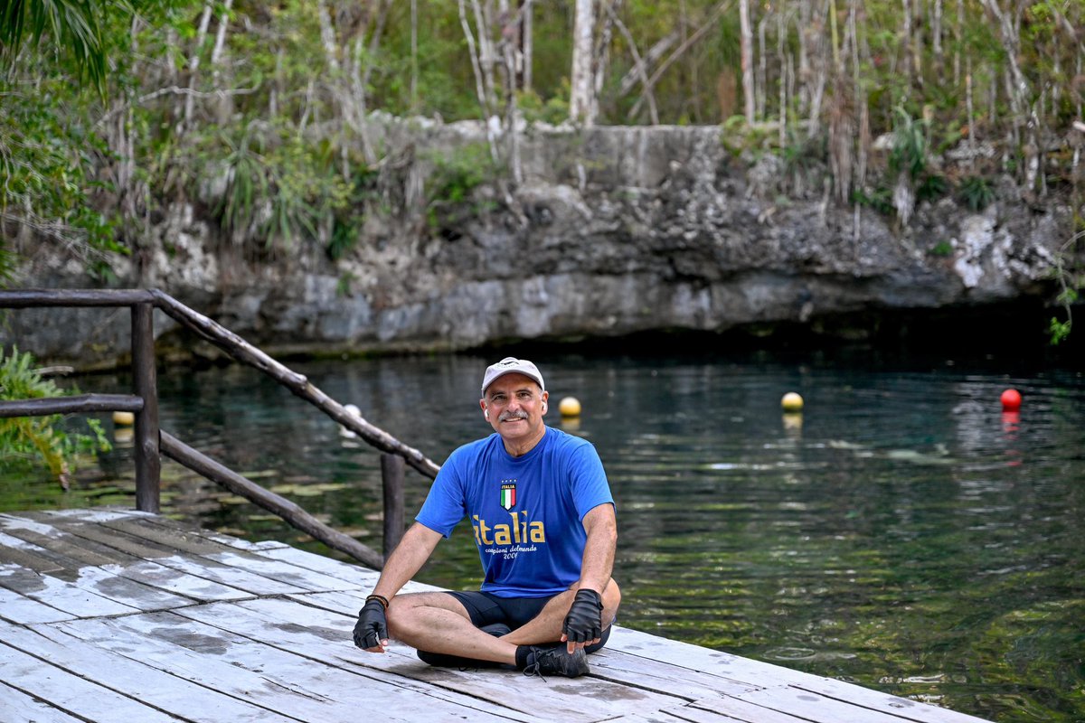 Ya es #VIERNES a disfrutar un fin de semana familiar 😎 saludos a todos