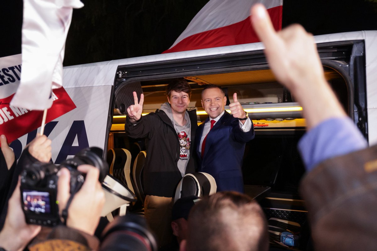 Karol Nawrocki tweet media