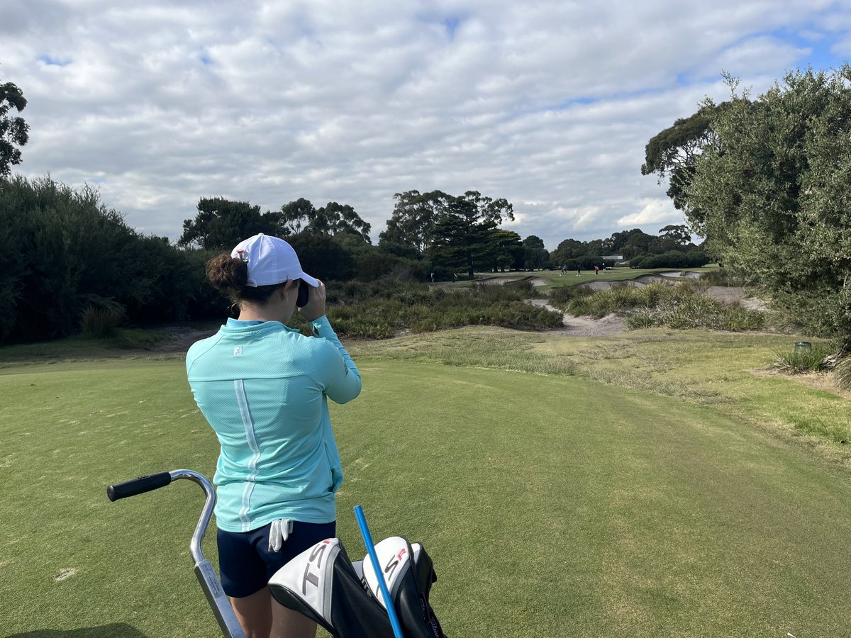 MacThomasTAS's tweet photo. Last week I played the Port Philip Open Amateur at the incredible @KingstonHeathGC, what an experience playing on one of Australia’s best courses. With rounds of 78 (+4), 76 (+2) I made the first cut (top 24) to play @CommonwealthGC, but just missed top 16 for the matchplay https://t.co/9xPHGkXLau