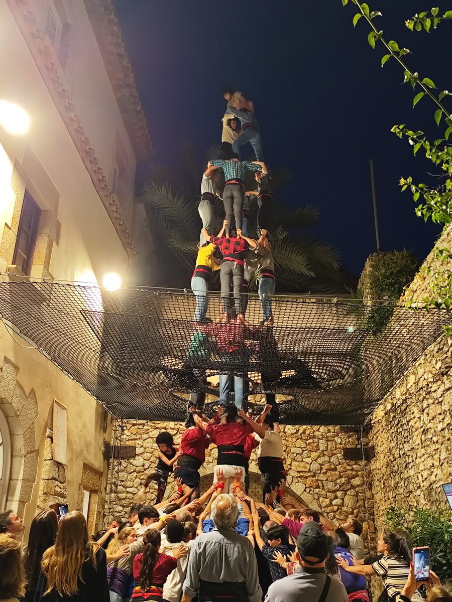 Jove de Sitges tweet media