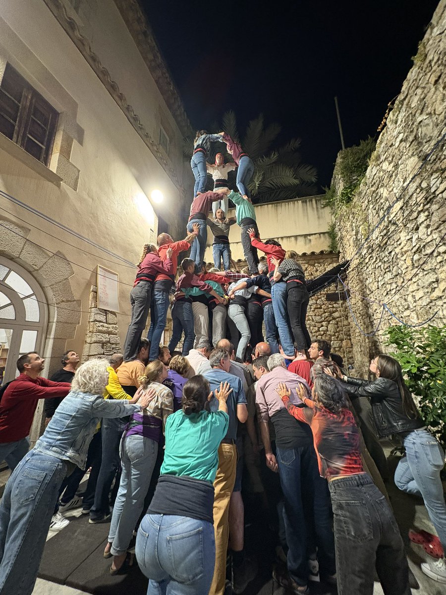 Jove de Sitges tweet media