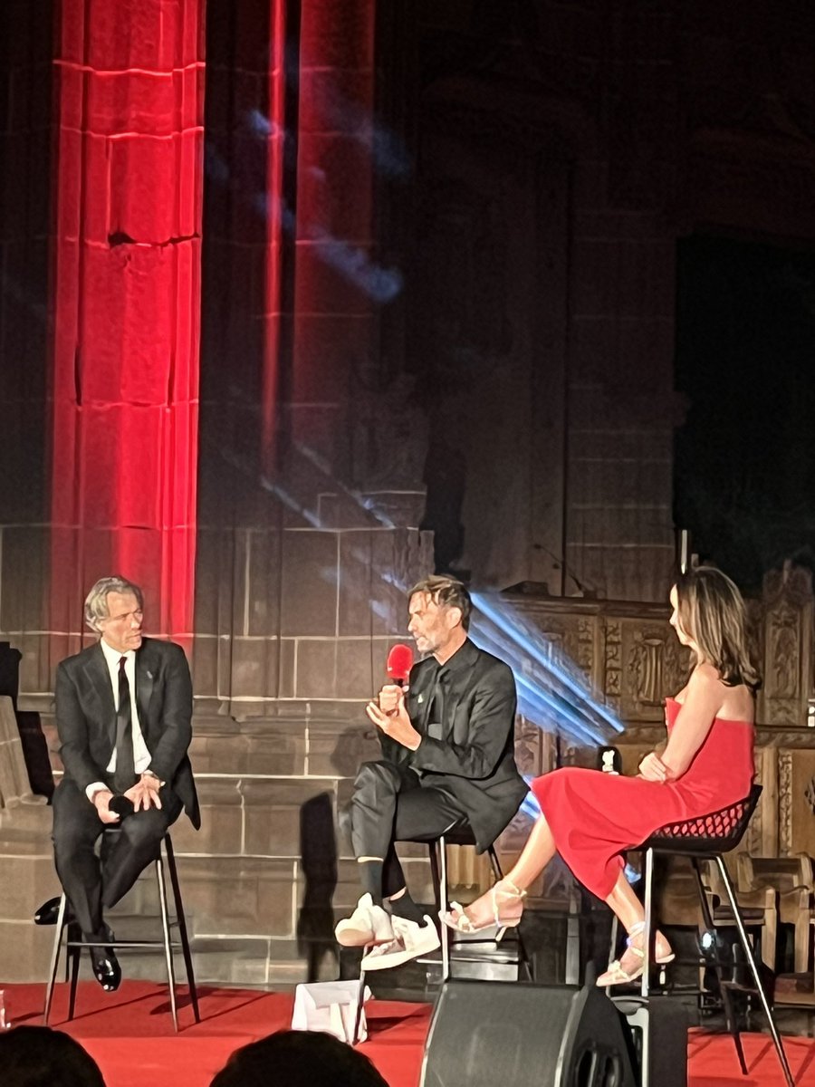 carlmarkham's tweet image. Jurgen Klopp back in Liverpool at the @LFCFoundation Gala Ball