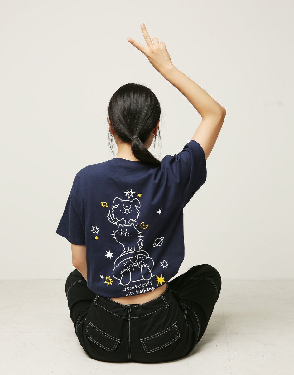 위기에 처한 한림쉼터 유기견들을 위한 '우주 티셔츠' 링크가 잘못 걸려있었나봐요. 아이쿠 이런 중대 실수를... 

신축공사를 위해 잠시 임시보호처에 다녀와야하는데 임시보호처 짓는데 예산이 4천만원...  큰 일입니다... 

모델은 우리 봉사자님. ^^ 사진촬영도 재능기부

litt.ly/hallimanimalsh…