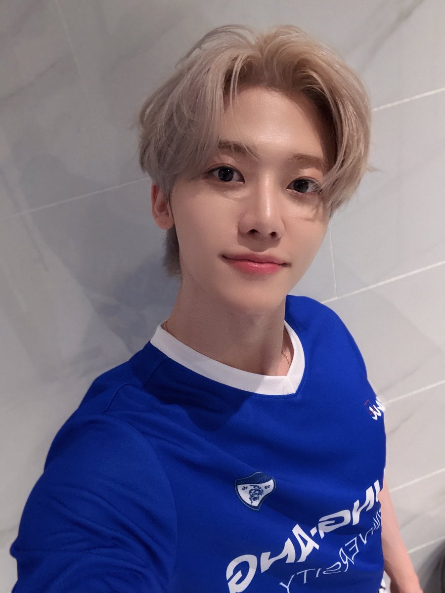 jungshasa's tweet image. JM 💬