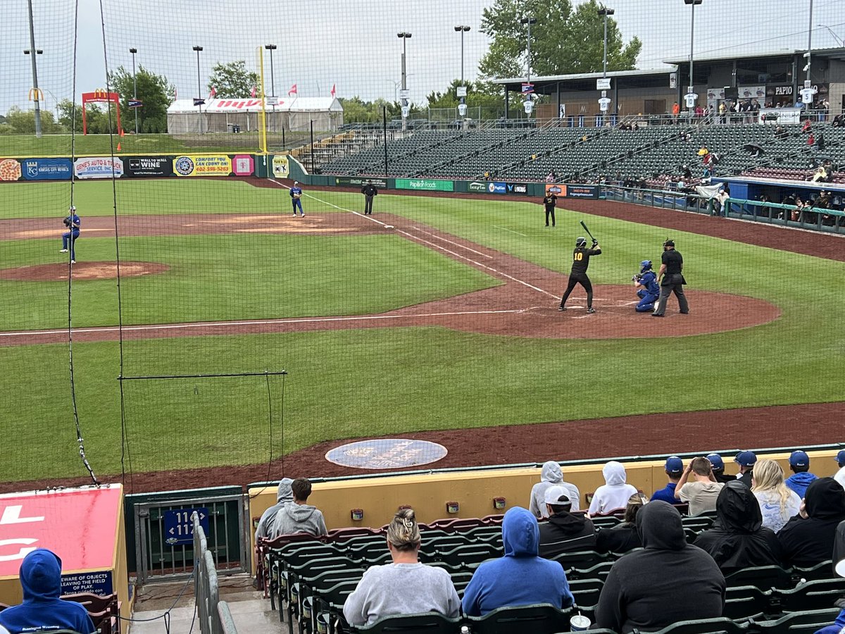 Bennington HS (@werbennington) on Twitter photo The Badgers are down 2-0 thru 5. <a href="/BennBaseball/">Bennington Baseball</a> is battling in the <a href="/nsaaevents/">NSAA Events</a> State Title game.
Time to put in the rally caps! #wearebps The Badgers are down 2-0 thru 5. <a href="/BennBaseball/">Bennington Baseball</a> is battling in the <a href="/nsaaevents/">NSAA Events</a> State Title game.
Time to put in the rally caps! #wearebps