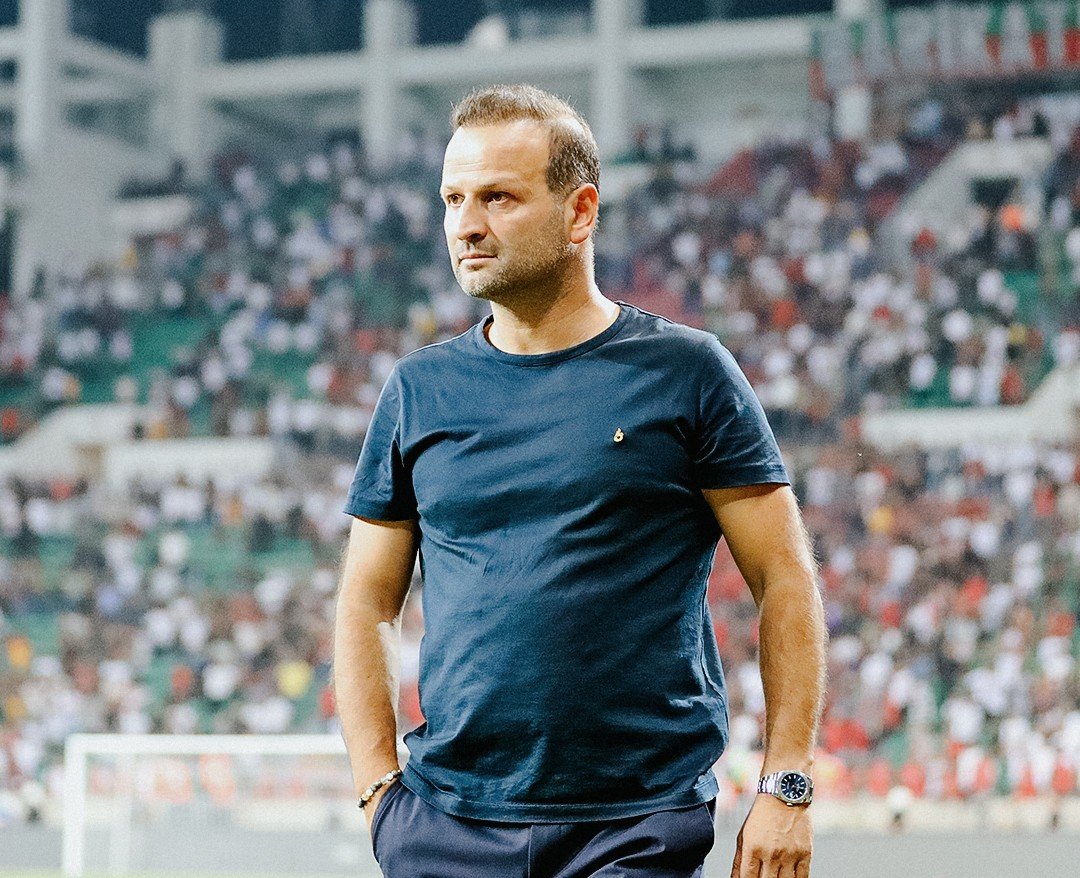 💥 Amedspor teknik direktör konusunda Osman Zeki Korkmaz ile her konuda anlaştı.